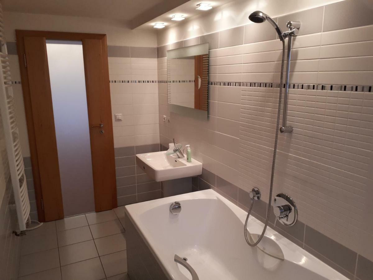 Brezno - 2 Izbovy Apartman Экстерьер фото